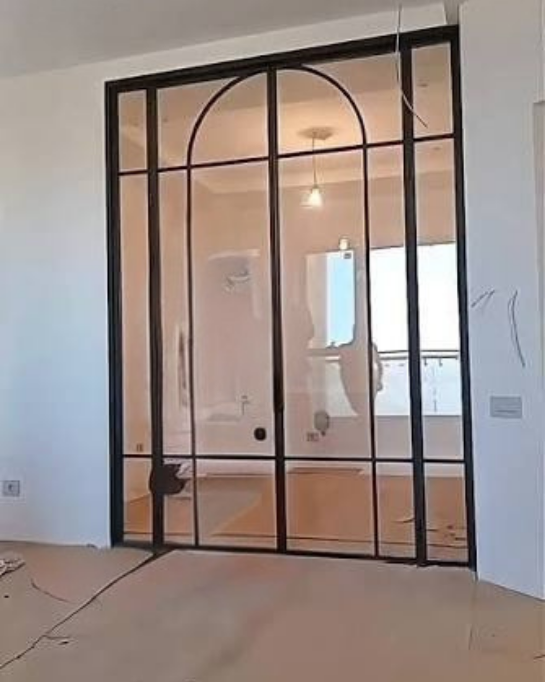Frame teleskopik qapılar